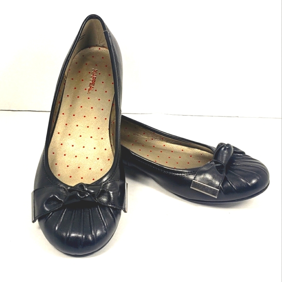 XAppeal Black Slip on Flats with Bow Woman's size 9.5 M - Picture 6 of 10